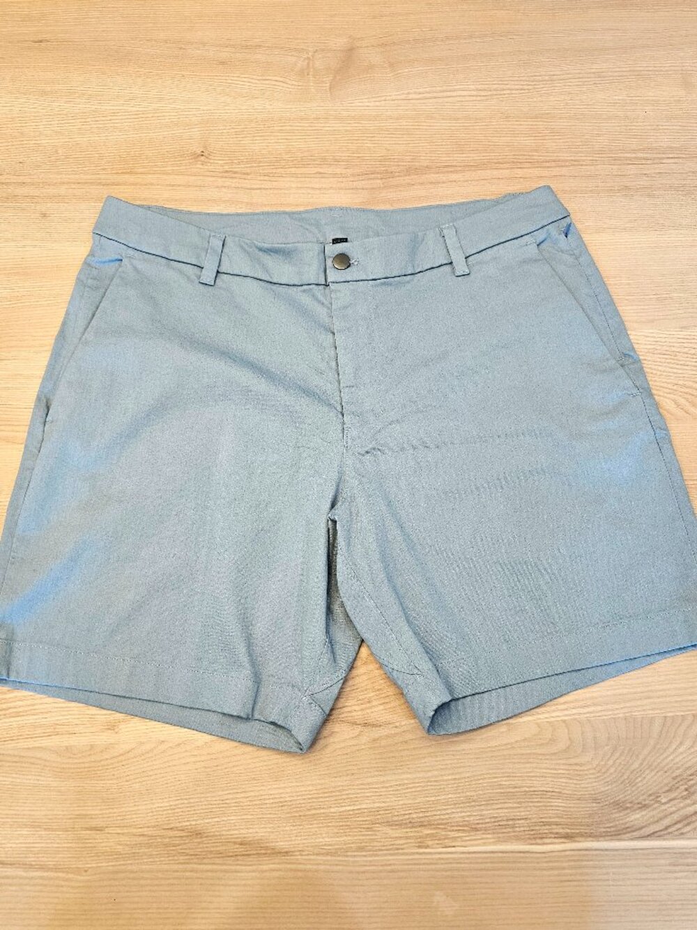 Lululemon Men's Chino Shorts Size 36 Light Blue Stretch Cotton Blend